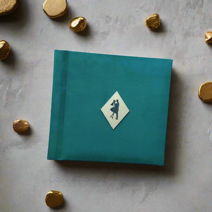 Palinkėjimų knyga su anketa "Veliūrinė žalia"