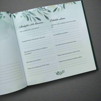 Palinkėjimų knyga su anketa "Veliūrinė žalia"